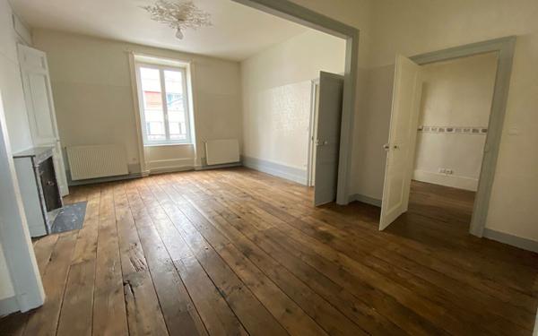 Appartement à louer    3 pièces •  Limoges