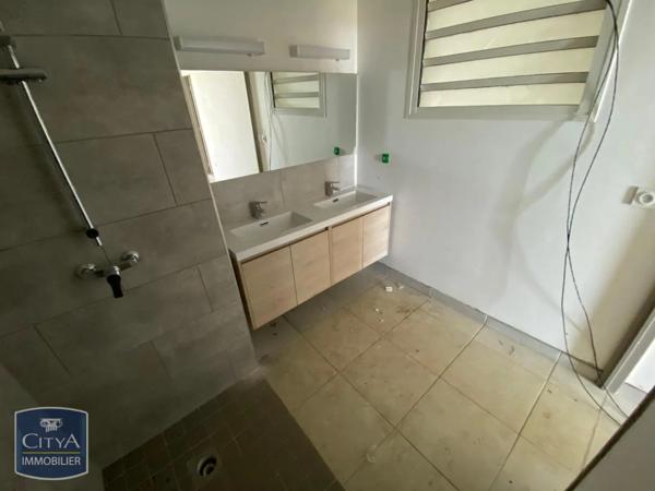 Appartement à louer 4 pièces 114.37m²