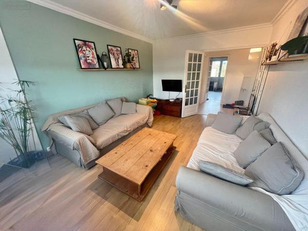 Appartement à vendre à Besançon dans le Doubs (25000), ref : 25006-92-2025   
Saint Claude