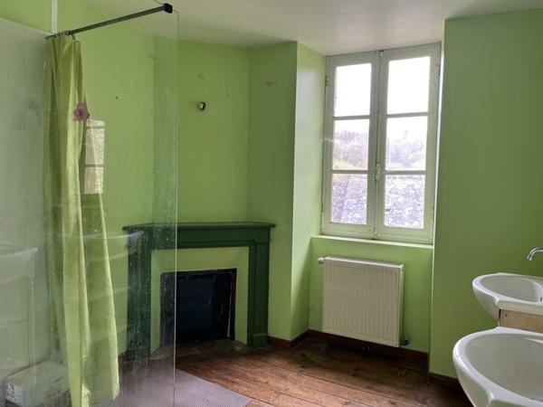 Maison à vendre |  Voutezac |  5 pièces | 130 m²