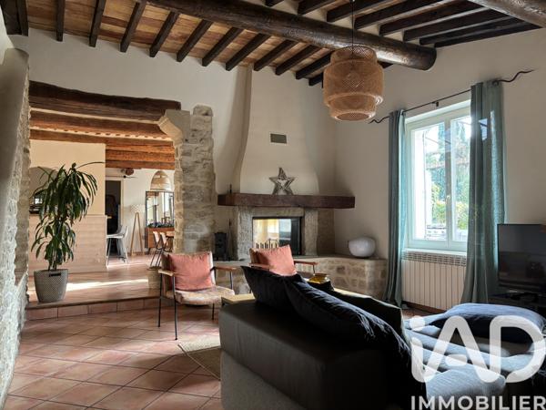 Maison à vendre 7 pièces 210 m² Carpentras