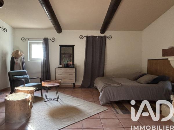 Maison à vendre 7 pièces 210 m² Carpentras