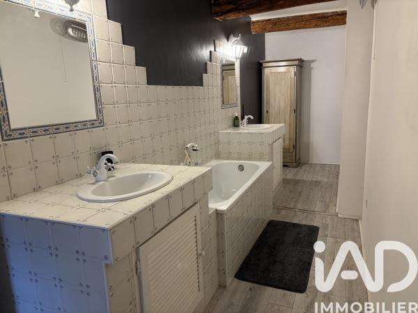 Maison à vendre 7 pièces 210 m² Carpentras