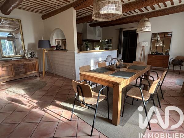 Maison à vendre 7 pièces 210 m² Carpentras