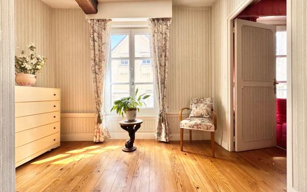 Appartement à vendre    3 pièces • 84,05 m2 Chartres