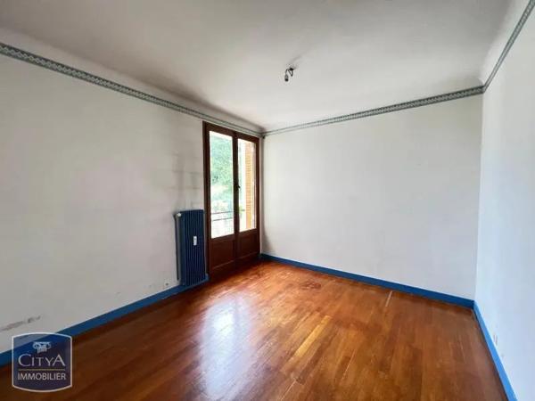 Appartement à louer 3 pièces 65m² Chambéry (73000)