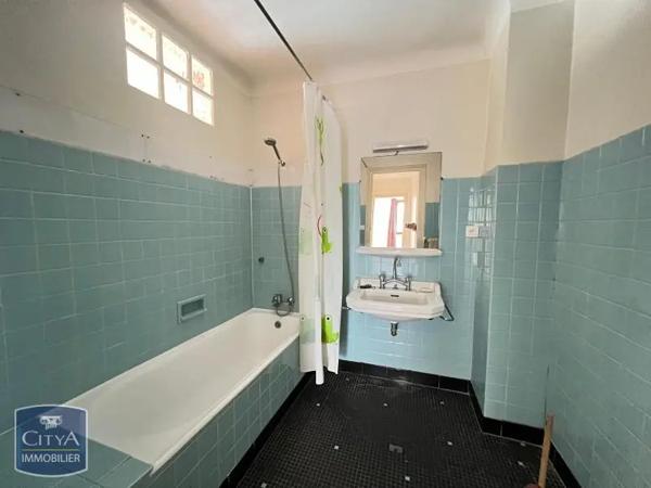 Appartement à louer 3 pièces 65m² Chambéry (73000)