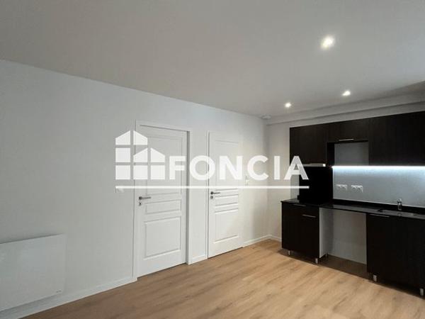 Location Appartement 2 pièces 33.78 m² - 8 RUE PAUL PONS Agen 47000