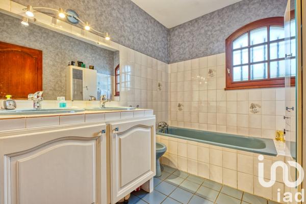 Maison à vendre 5 pièces 148 m² Mérignac