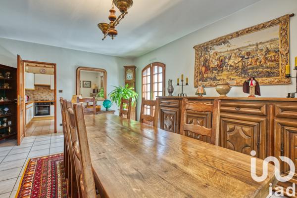 Maison à vendre 5 pièces 148 m² Mérignac