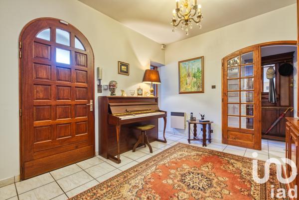 Maison à vendre 5 pièces 148 m² Mérignac