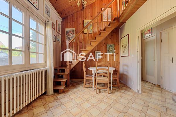 Maison avec jardin exposé sud – beau potentiel