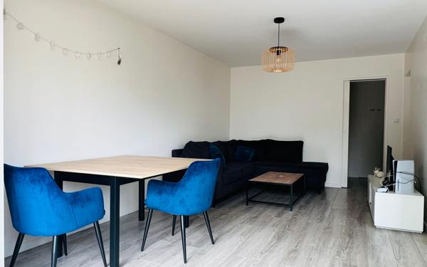 Appartement à vendre    3 pièces • 60,80 m2 La Rochelle