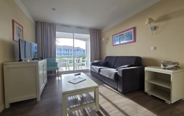 Vente Appartement P2 Résidence VUE MER à rafraîchir Les sables-d'olonne   