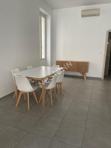 VAUBAN Marseille appartement T3/4 de 92 m2 Terrasse 63m2