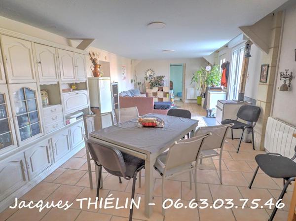 LONGERE A PROXIMITÉ DE LA VILLE