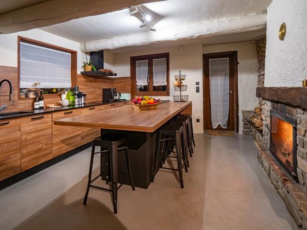 AUTHENTIQUE MAS EN PLEINE NATURE SUR 1.9 HECTARES, ESPIRA DE L'AGLY