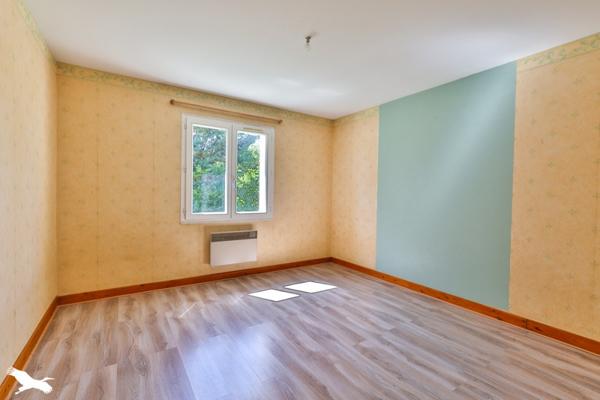 Maison à vendre 195 444 € Barbezieux-Saint-Hilaire 4 p 120 m² DPE D