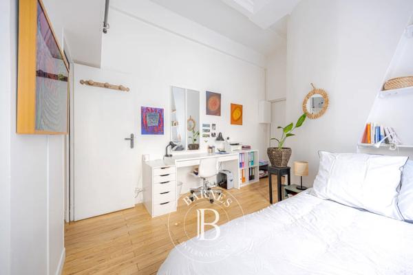 Paris 1er, Appartement 1 Chambre -  46 m² à vendre