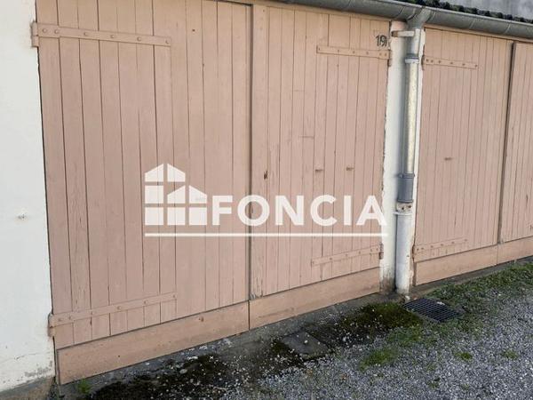 Location Parking - 171 RUE J.M SAVIGNY Villefranche Sur Saone 69400