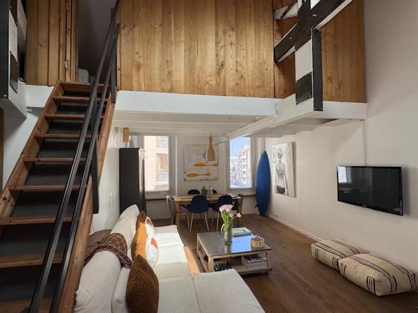 Marseille (13007) VENTE DUPLEX TYPE 4 PENSÉ COMME UNE MAISON 110 M2 (81,59 M2 CARREZ) JARDIN TERRASSE BASSIN 13007 MARSEILLE