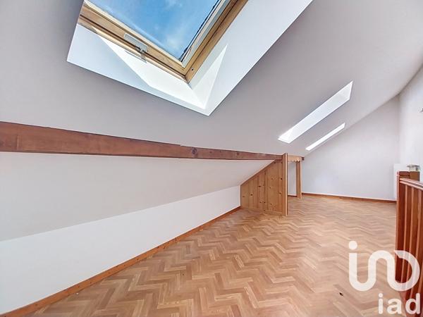 Appartement à vendre 4 pièces 87 m² Saint-Pierre-en-Faucigny