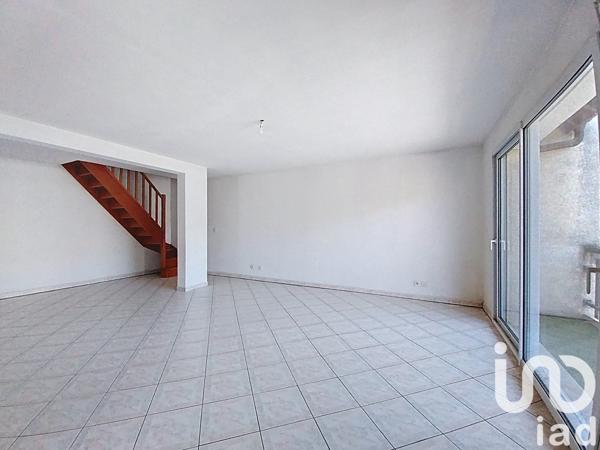 Appartement à vendre 4 pièces 87 m² Saint-Pierre-en-Faucigny