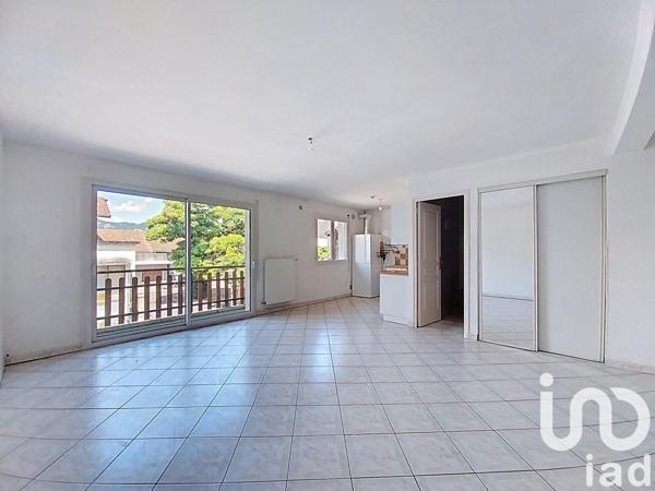 Appartement à vendre 4 pièces 87 m² Saint-Pierre-en-Faucigny