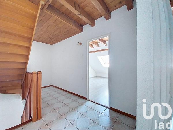 Appartement à vendre 4 pièces 87 m² Saint-Pierre-en-Faucigny