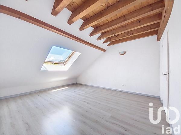 Appartement à vendre 4 pièces 87 m² Saint-Pierre-en-Faucigny