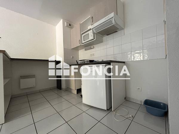 Location Appartement 2 pièces 35.89 m² - 95 RUE BOUTIERS Cognac 16100