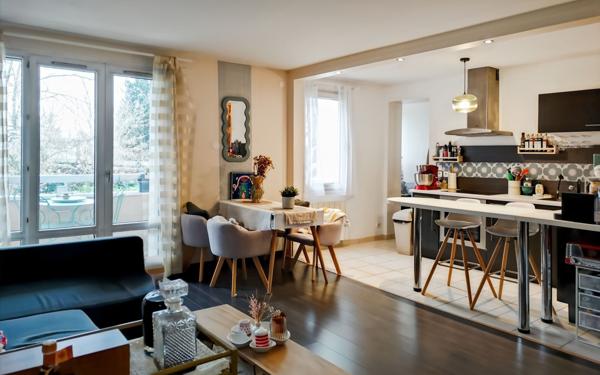 Appartement à vendre    2 pièces • 50 m2 Olivet