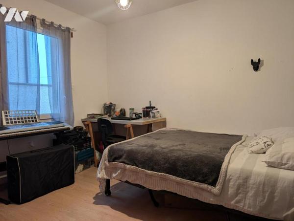 Maison de plain pied / 4 Chambres / Garage / Terrain 509m²