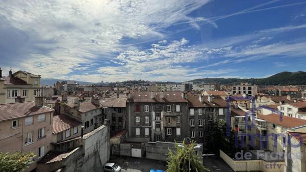 F3 en dernier étage rue raisin