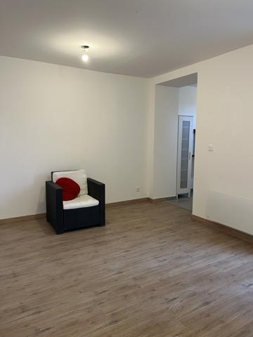 Appartement
                                                                                                                                                                                                                                                                                                                        3 pièce(s)                                                                                                                                                                                                          2 chambre(s)                                                                                                                                                                                                          56  m²