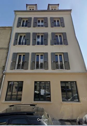 Appartement
                                                                                                                                                                                                                                                                                                                        3 pièce(s)                                                                                                                                                                                                          2 chambre(s)                                                                                                                                                                                                          56  m²