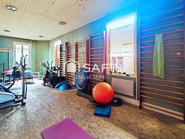 FONTAINE LESTANG - Local professionnel de 137 m²