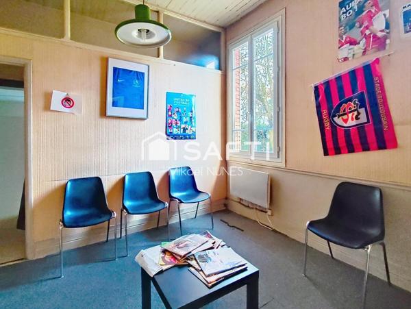 FONTAINE LESTANG - Local professionnel de 137 m²