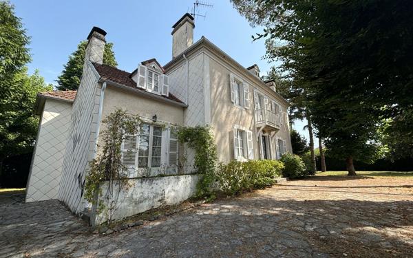 Maison à vendre    6 pièces •  Bizanos