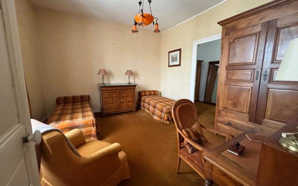 Maison à vendre    6 pièces •  Bizanos