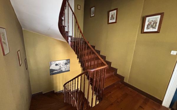 Maison à vendre    6 pièces •  Bizanos