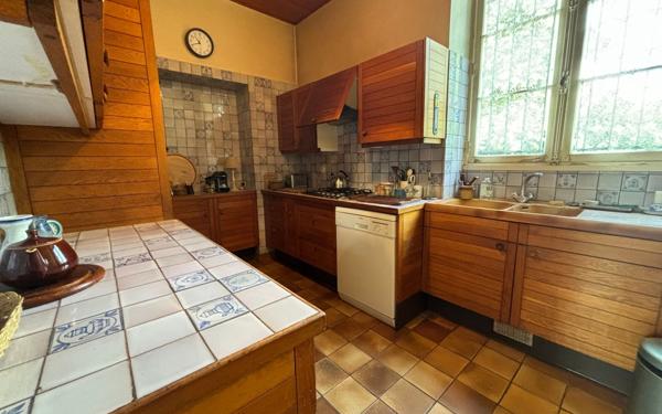 Maison à vendre    6 pièces •  Bizanos