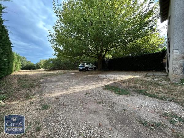 Maison à louer 4 pièces 80.5m² Saint-Symphorien-d'Ancelles (71570)
