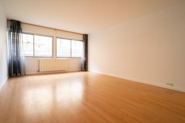 Spacieux T2 de 66 m² en plein cœur de Chambéry Chambéry (73000)