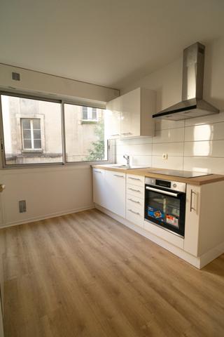Spacieux T2 de 66 m² en plein cœur de Chambéry Chambéry (73000)