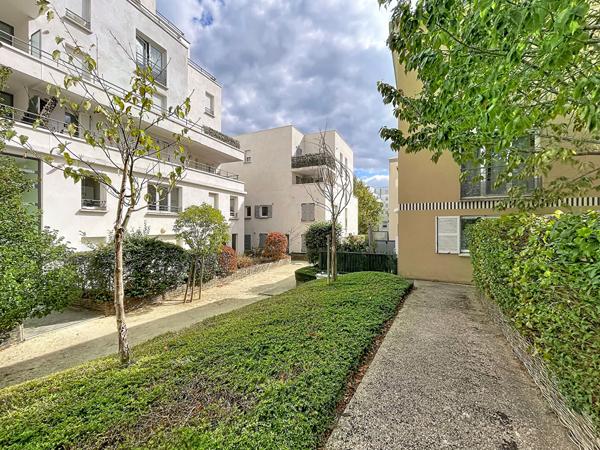 Appartement T1 bis + parking à vendre ANGERS - proche CHU / ESEO