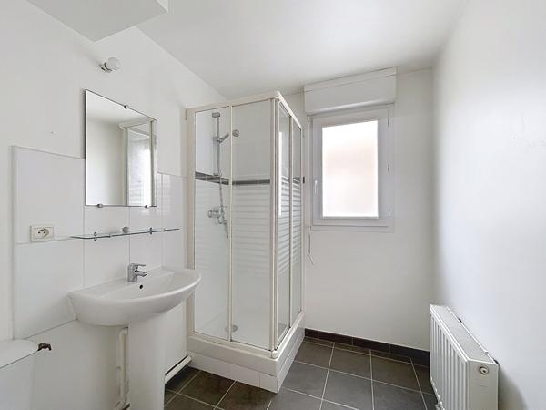Appartement T1 bis + parking à vendre ANGERS - proche CHU / ESEO