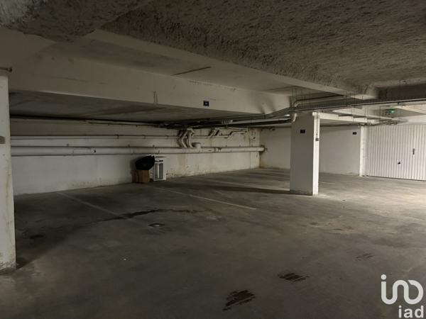 Location parking 5 m² Saint-Germain-en-Laye