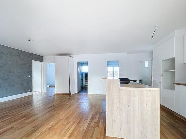 Maison 5 piéces - 3 chambres - sous-sol total - jardin