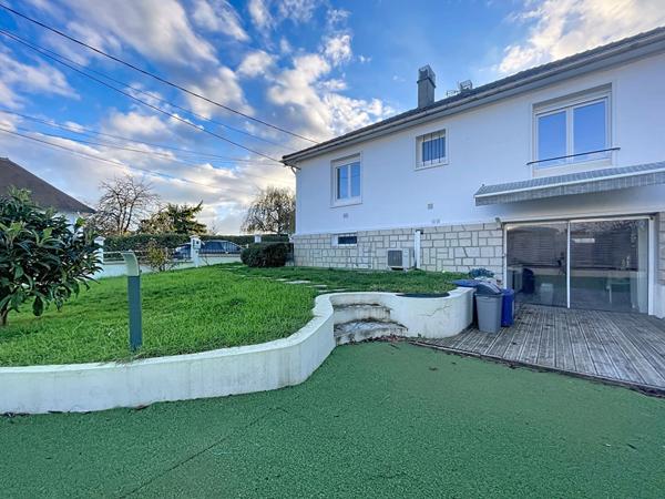 Maison 5 piéces - 3 chambres - sous-sol total - jardin